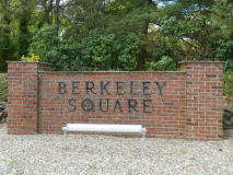 Berkeley Square Sign Brielle